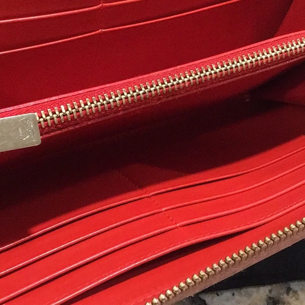 Christian Louboutin Pink and Gold Wallet - Picture 6 of 9